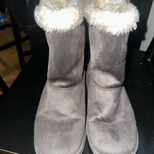 Women's Gray Winter Boots